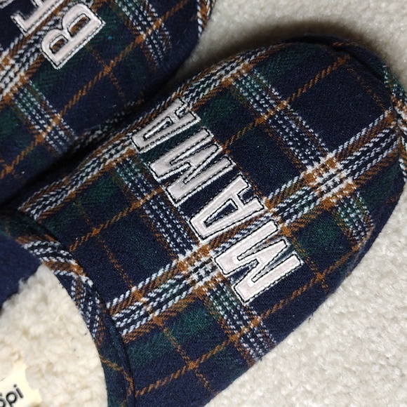 Floopi women's brown and green plaid Mama Bear slippers. NWT. Size 9-10 - Picture 2 of 9